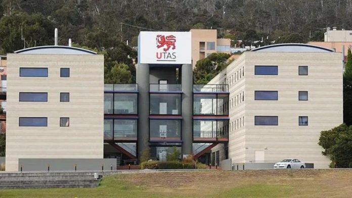 2025 UTAS Graduate Research Scholarship  (University of Tasmania GRS)